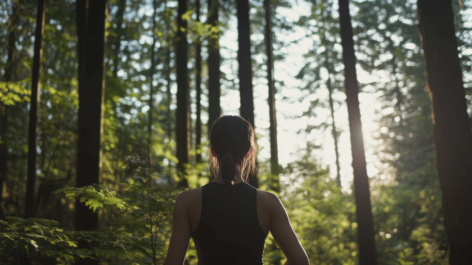 <p><em><strong>Natürlich.<br/>Weiblich.</strong></em><strong><br/>EVIORA</strong></p>